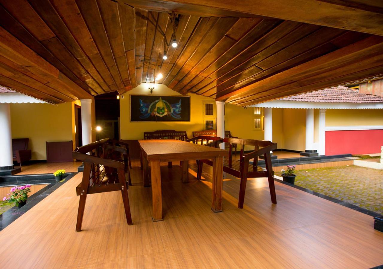 Chandragiri Wayanad Pool Bungalow By Voye Homes Vaduvanchal Exteriör bild