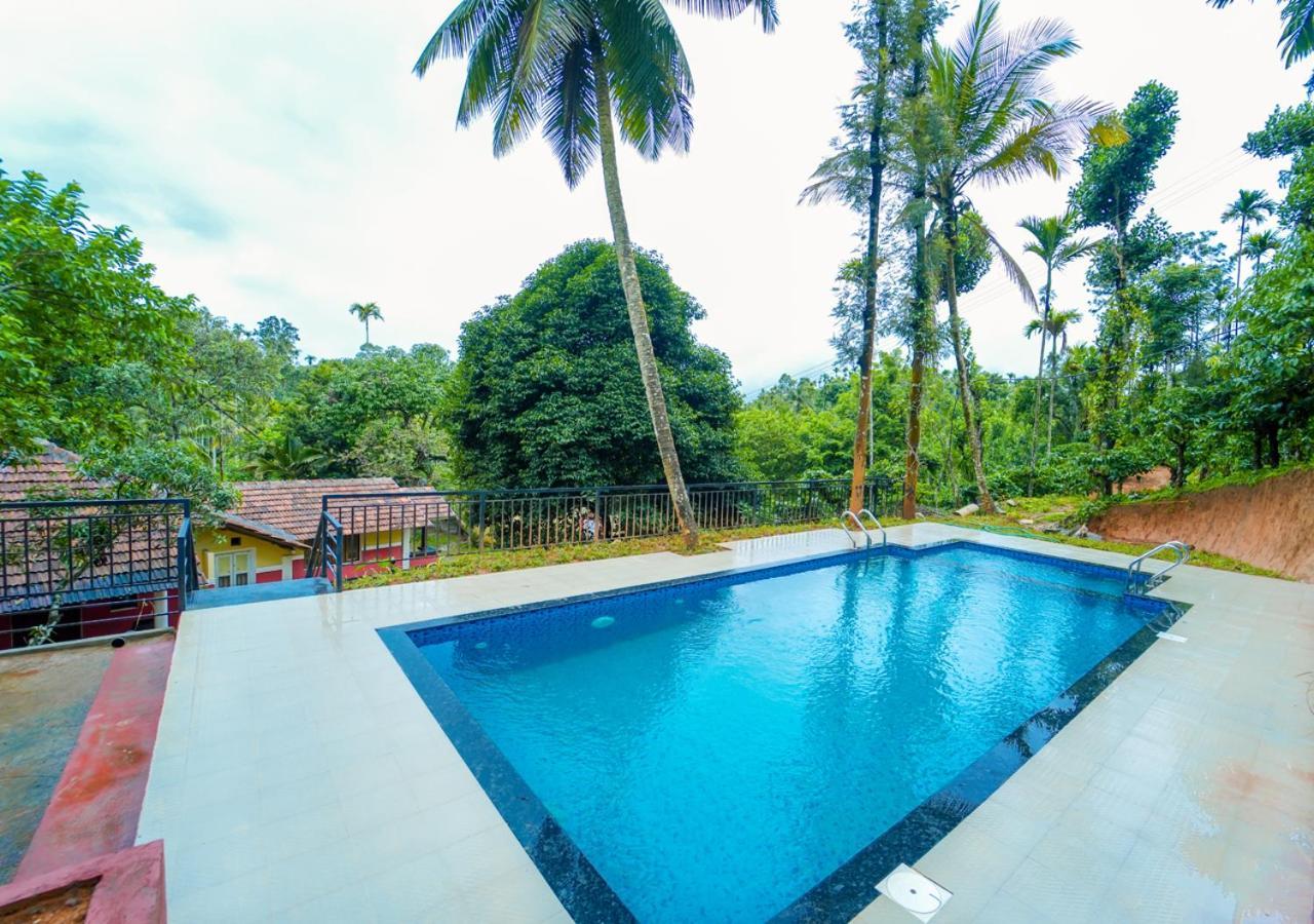 Chandragiri Wayanad Pool Bungalow By Voye Homes Vaduvanchal Exteriör bild